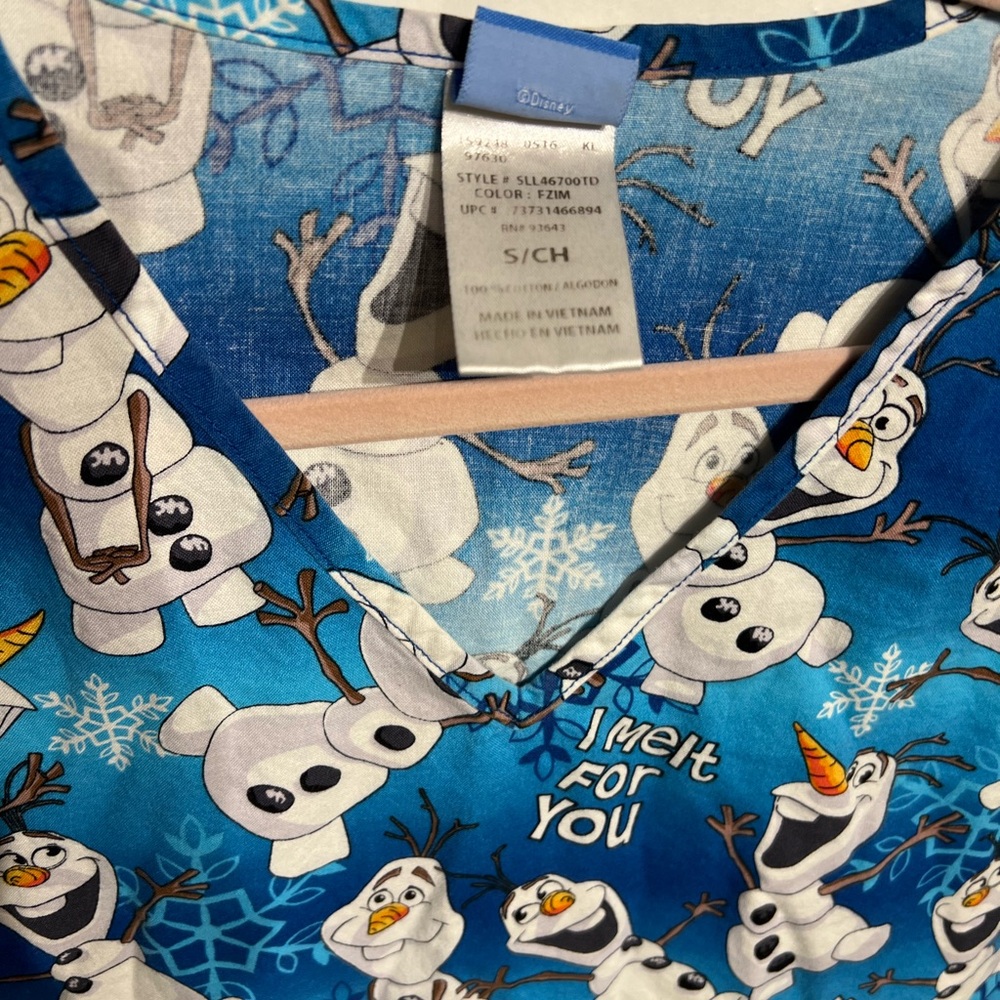 Scrub top - Picture 2 of 3